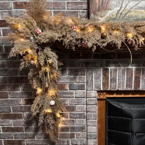 Grass garland